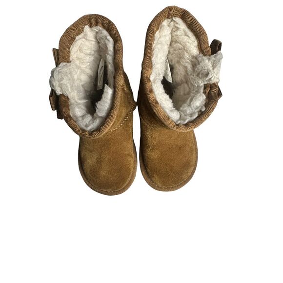 Koolaburra by UGG Girls' Child Victoria Short Fashion Boot Chestnut Brown Size 5 - Picture 2 of 9